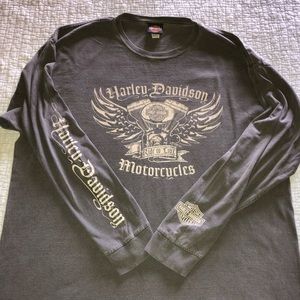 Men's Harley-Davidson long sleeve tee, Size XL.